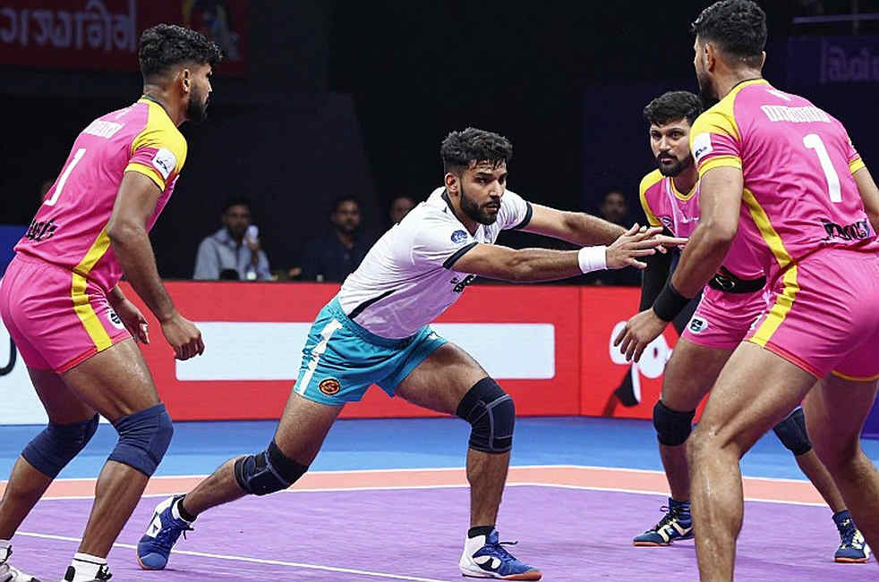 হিমাচলের কোটি টাকার তালিকা থেকে বাদ ঋতু নেগি: ম্যাটের বাইরে যে ম্যাচটা কেউ দেখছে না